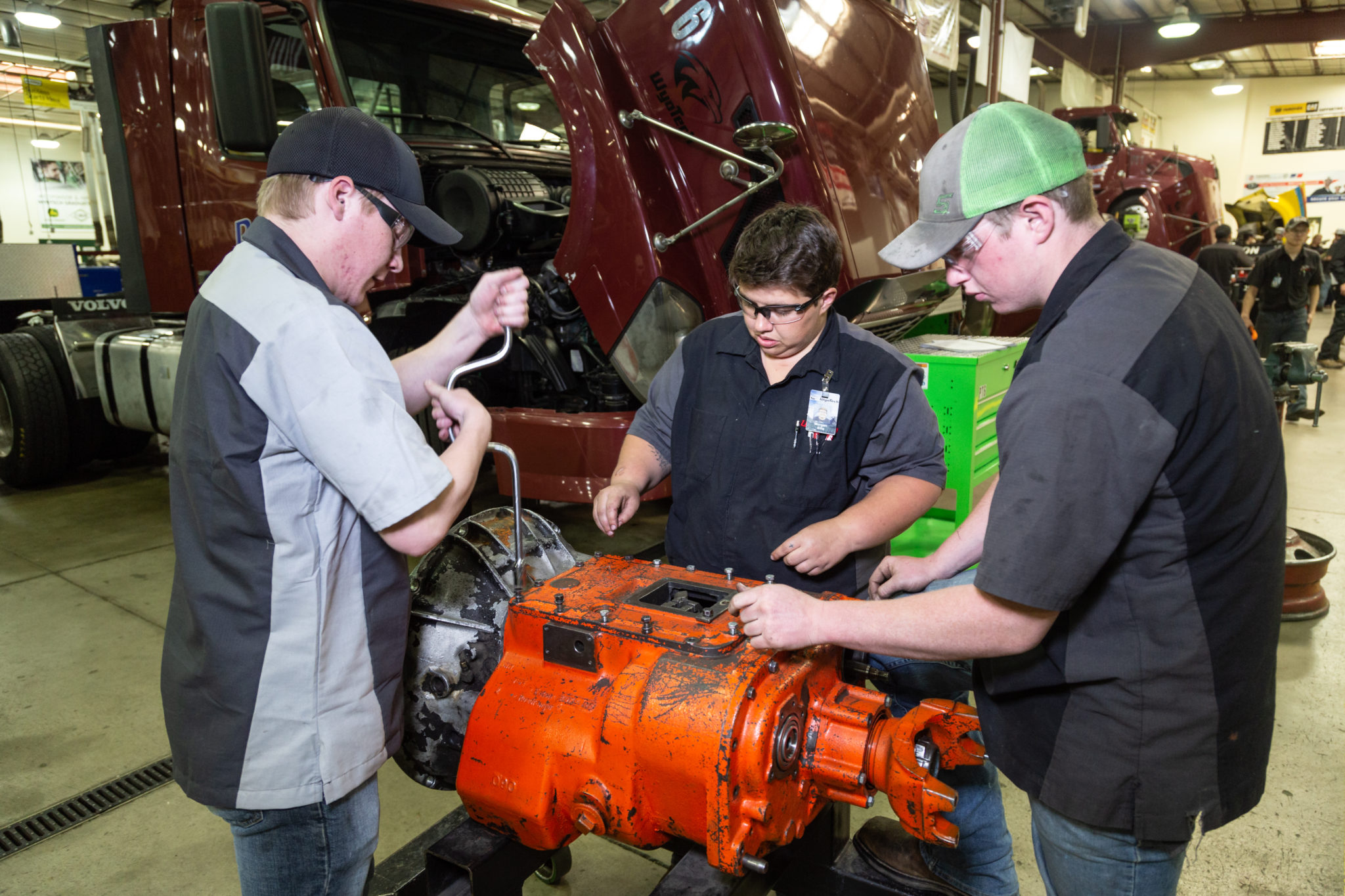 5 Great Reasons To Enroll In A Diesel Mechanic Program - WyoTech